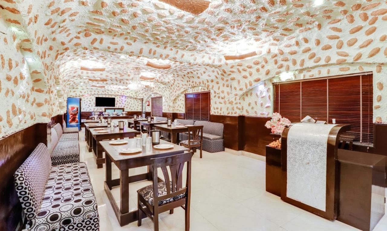 Hotel New Park Plaza Haridvár Kültér fotó